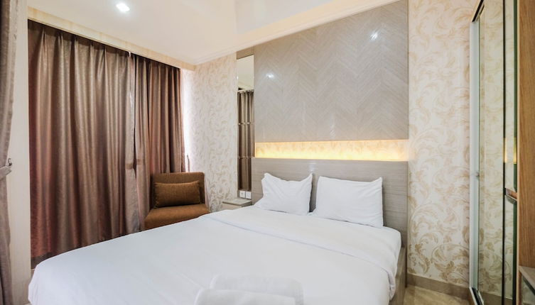 Photo 1 - Cozy Studio Room Apartment Menteng Park