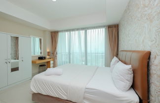 Photo 3 - Nice And Cozy Studio Apartment At Nine Residence