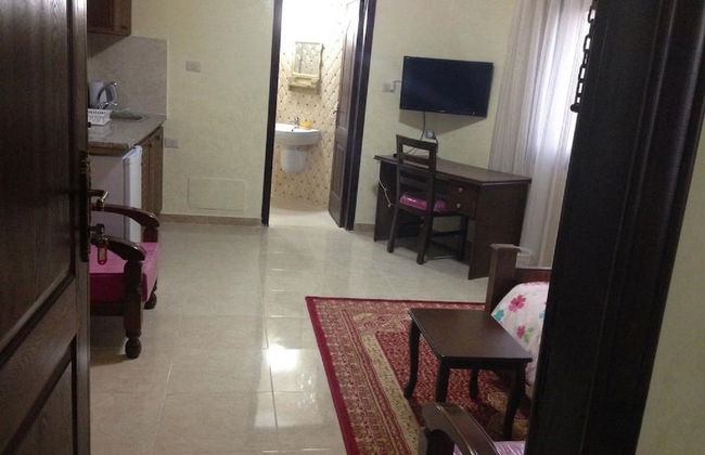 Ikhwa studio apartments -Female guests only- - Foto 8