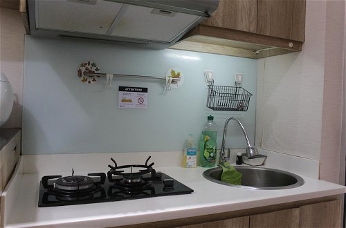 Photo 11 - Comfortable Fully Furnished 2BR Bassura City Apartment