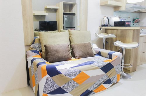 Foto 5 - Comfortable Fully Furnished 2BR Bassura City Apartment