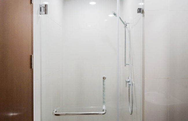 Homey and Comfy 1BR at M-Town Signature Apartment - Foto 7