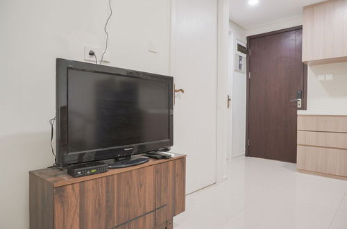 Photo 17 - Nice And New 2Br At Daan Mogot City Apartment