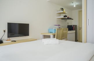 Photo 2 - High Floor and Minimalist Studio Apartment at M-Town Residence