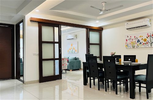Photo 40 - BluO 3BHK Golf Course Road Balcony Lift