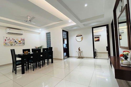 Photo 29 - BluO 3BHK Golf Course Road Balcony Lift