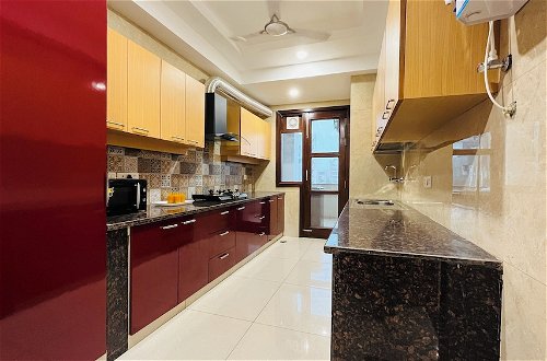 Photo 18 - BluO 3BHK Golf Course Road Balcony Lift
