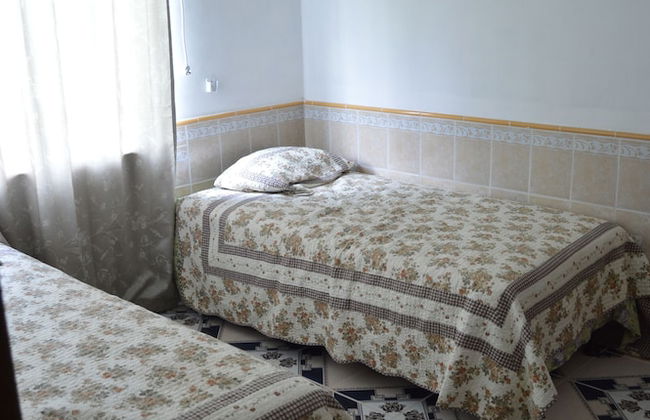 Island Charm Apartments - Photo 5