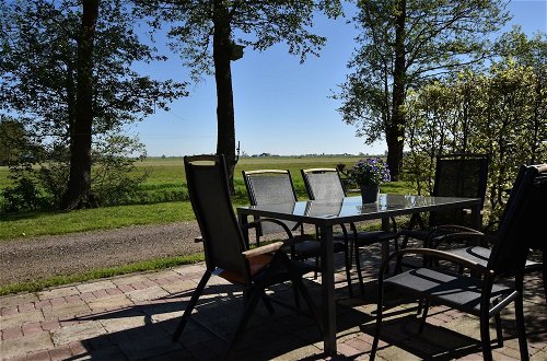 Photo 5 - Rural Holiday Home in the Frisian Workum With a Lovely Sunny Terrace