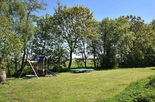 Photo 15 - Rural Holiday Home in the Frisian Workum With a Lovely Sunny Terrace