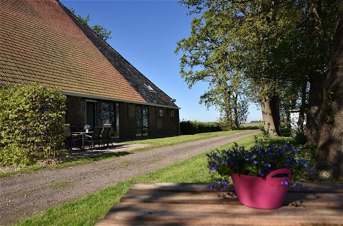 Photo 18 - Rural Holiday Home in the Frisian Workum With a Lovely Sunny Terrace