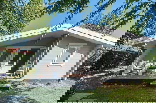 Foto 18 - Modern Holiday Home With a South-west Facing Garden