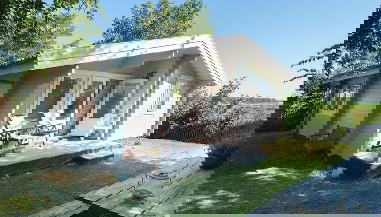 Foto 1 - Modern Holiday Home With a South-west Facing Garden