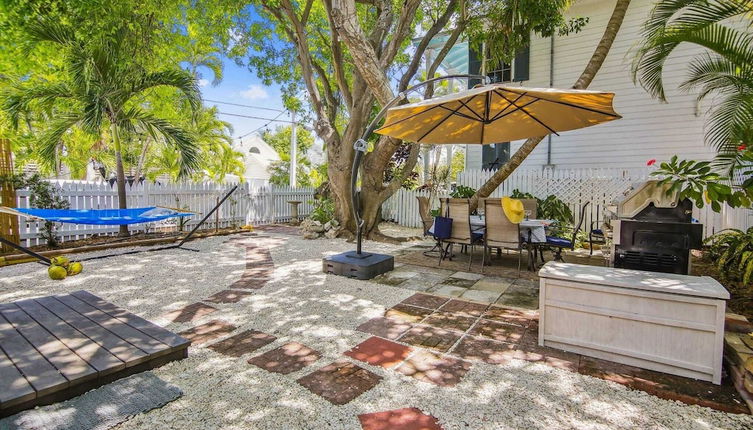 Photo 1 - Spanish Lime Cottage by Avantstay Ideal Old Town Key West Location! Month Long Stays Only