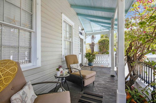 Photo 6 - Spanish Lime Cottage by Avantstay Ideal Old Town Key West Location! Month Long Stays Only