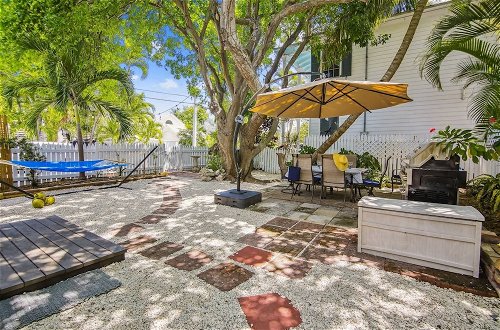 Foto 1 - Spanish Lime Cottage by Avantstay Ideal Old Town Key West Location! Month Long Stays Only
