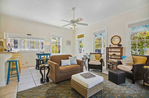 Photo 5 - Spanish Lime Cottage by Avantstay Ideal Old Town Key West Location! Month Long Stays Only