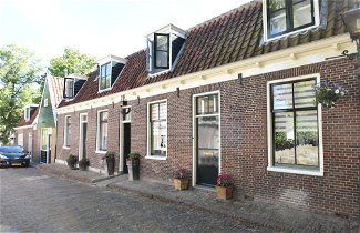 Foto 1 - Comfy Holiday Home with Fenced Courtyard in Edam near Center