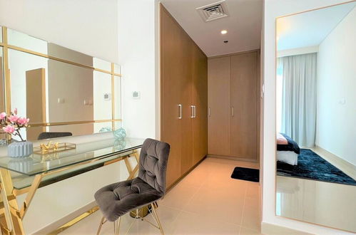 Photo 3 - Luxury Dubai Creek Harbour Waterfront Apartment