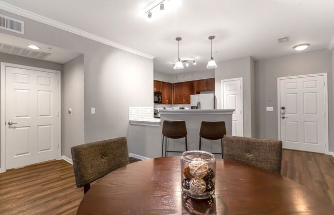 Charming 1BD in Trendy West End Neighborhood - Foto 30