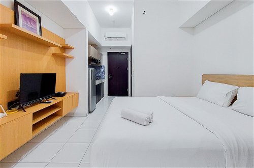Photo 2 - Comfy And Nice Studio Casa De Parco Apartment