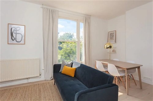 Photo 11 - The Perfect 2 Bedroom Family Apartment in West Hackney