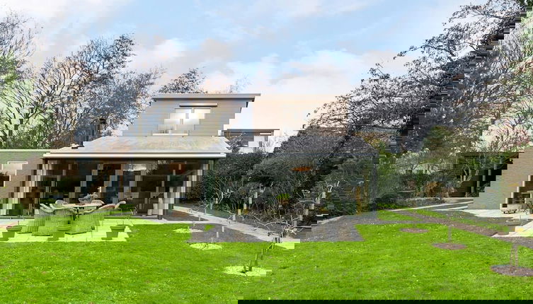 Foto 1 - Villa Near Veerse Meer With Garden Views