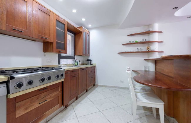 Family Apt & Garden in David's Village by FeelHome - Photo 14
