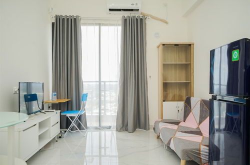 Photo 17 - Minimalist And High Floor 2Br At Sky House Bsd Apartment