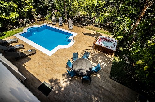 Photo 25 - Villa Holiday, Private Pool, Jacuzzi, Bbq, Family Friendly, Beach