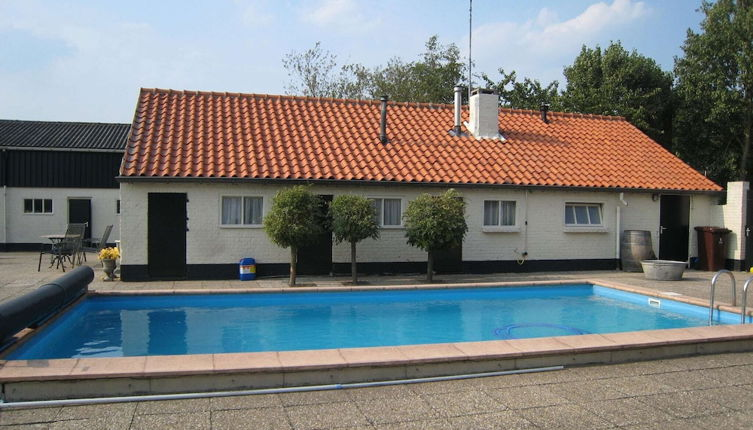 Photo 1 - Cozy Holiday Home in Oisterwijk With Swimming Pool