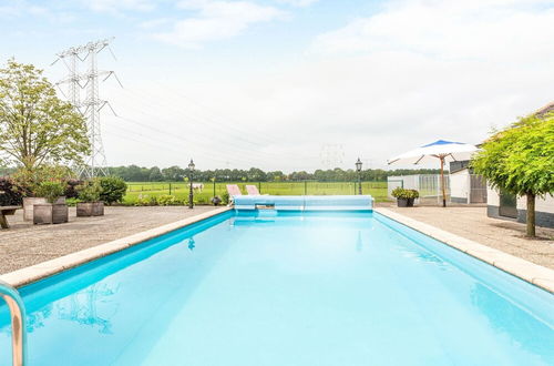 Photo 22 - Cozy Holiday Home in Oisterwijk With Swimming Pool