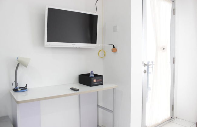 Stylish & Comfy 2BR Grand Asia Afrika Apartment - Photo 9