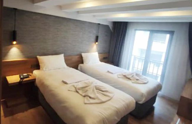 AZAD HOMES UNKAPANI - Photo 2