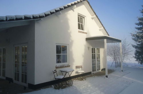 Photo 22 - Cosy Holiday Home Overlooking the Meadows