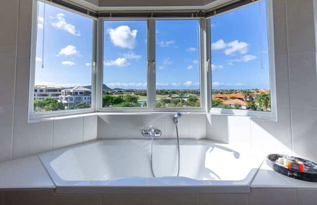 Fascinating Ocean Front 3BR Penthouse at Blue Bay Beach & Golf Resort - Foto 14