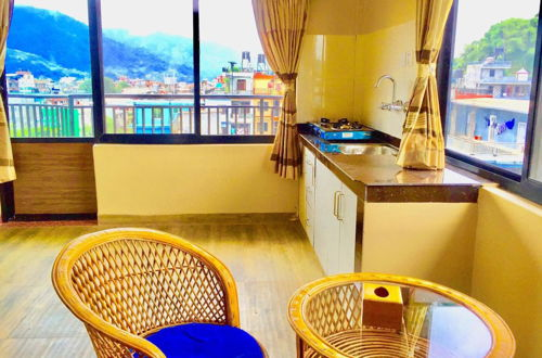 Foto 14 - Paradise Pokhara Apartment & Hotel