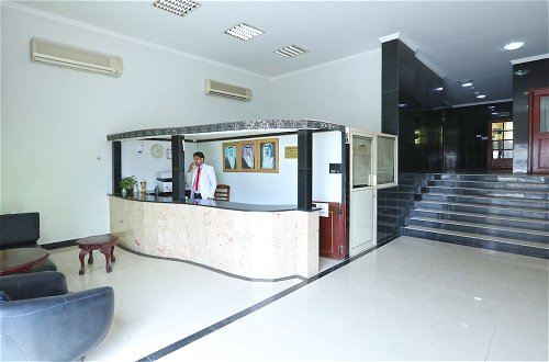 Photo 7 - OYO 117 Al Jabriya Suites