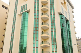 Foto 1 - OYO 117 Al Jabriya Suites