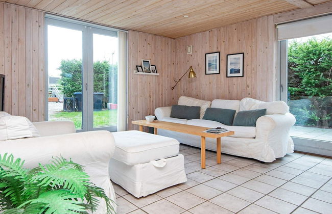 8 Person Holiday Home in Borkop - Foto 13