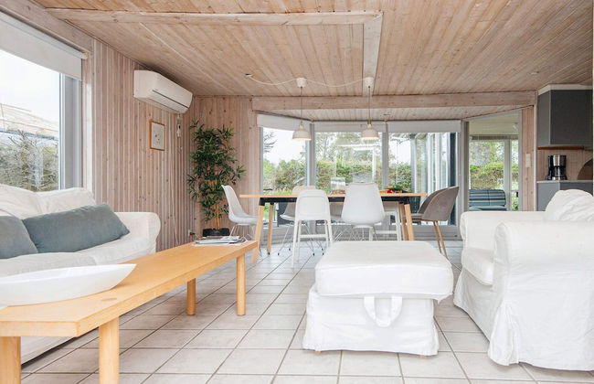8 Person Holiday Home in Borkop - Foto 12
