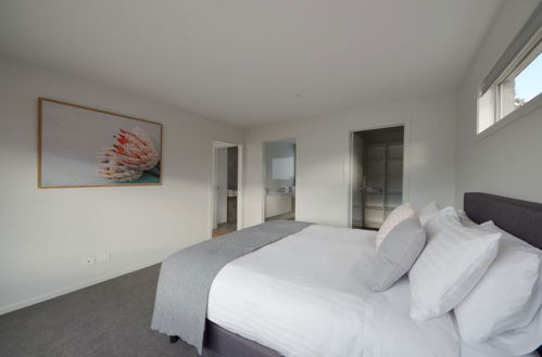 Photo 10 - Kangaroo Bay Apartments