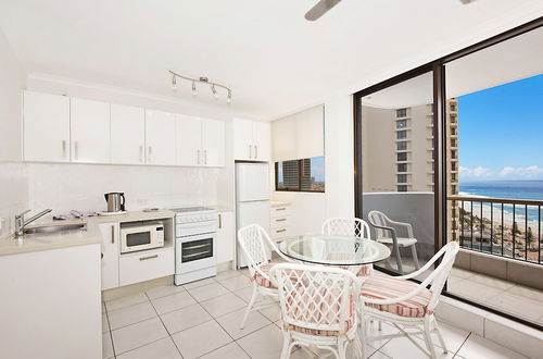 Photo 12 - Surfers International Gold Coast Accommodation