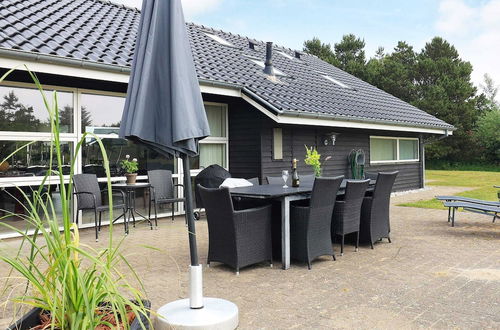 Photo 24 - 8 Person Holiday Home in Blavand