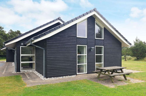 Photo 23 - 8 Person Holiday Home in Blavand