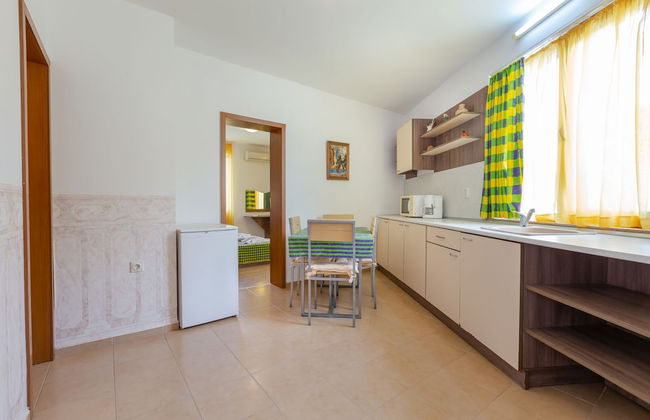 2 Bedroom Apartment in Dafinka Guest House - Foto 16