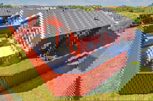 Photo 1 - 6 Person Holiday Home in Hvide Sande-by Traum