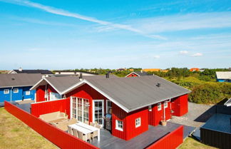 Photo 1 - 6 Person Holiday Home in Hvide Sande