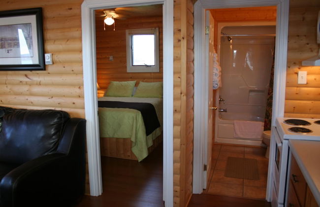 Burnt Cape Cabins - Photo 4
