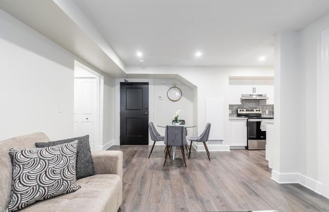 Heritage Rideau 2Br Apartment Free Parking - Photo 24